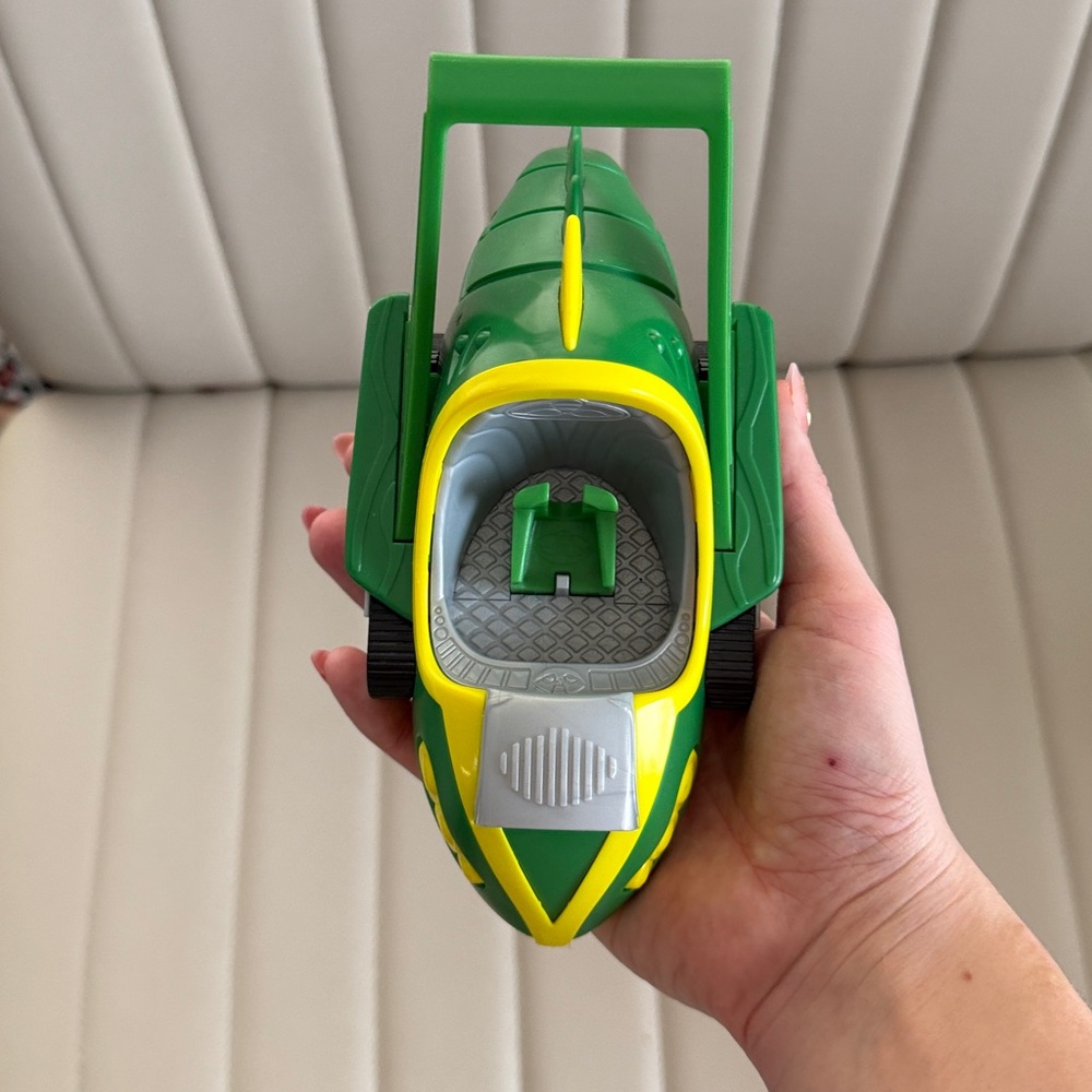 PJ Masks Gekko-Mobile toy vehicle kids car figure toys